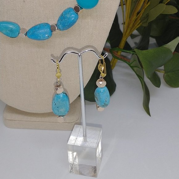 Necklace Turquoise Chunky Bead Necklace and Earrings Set" - Picture 7 of 8